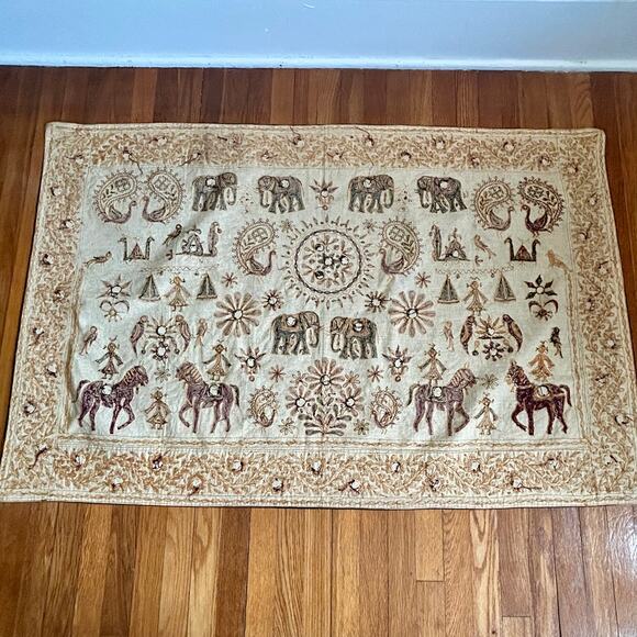 Vintage Indian Kantha Embroidered Tapestry – Elephants, Horses & Folk Motifs - Picture 10 of 14